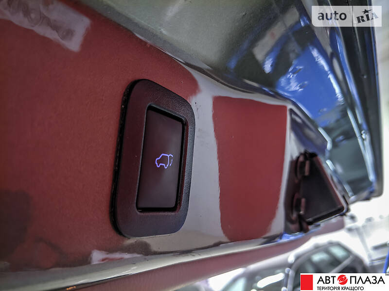 Позашляховик / Кросовер Toyota Highlander 2015 в Чернівцях