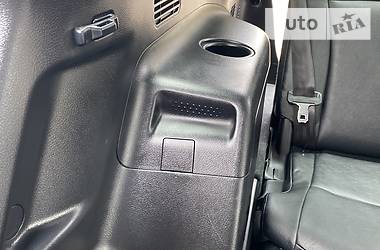Позашляховик / Кросовер Toyota Highlander 2014 в 