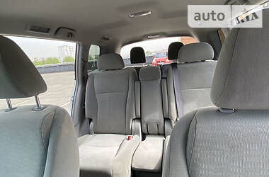 Позашляховик / Кросовер Toyota Highlander 2012 в 