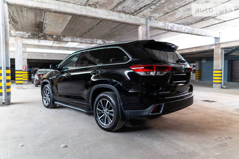 Позашляховик / Кросовер Toyota Highlander 2018 в Івано-Франківську фото 2 Позашляховик / Кросовер Toyota Highlander 2018 в Івано-Франківську