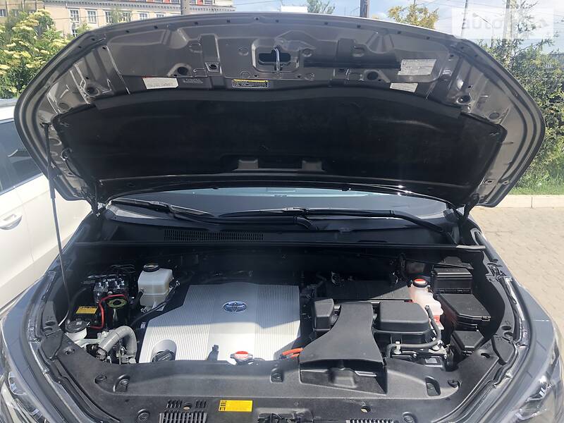 Позашляховик / Кросовер Toyota Highlander 2017 в Львові