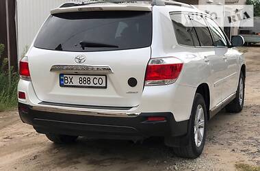 Позашляховик / Кросовер Toyota Highlander 2013 в Кам'янець-Подільському