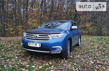 Позашляховик / Кросовер Toyota Highlander 2011 в Полтаві