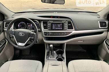 Внедорожник / Кроссовер Toyota Highlander 2019 в Днепре