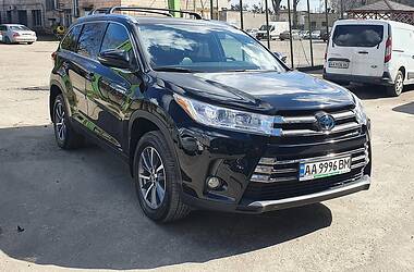 Внедорожник / Кроссовер Toyota Highlander 2019 в Киеве