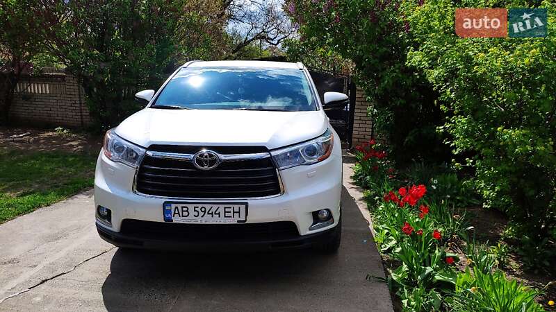 Позашляховик / Кросовер Toyota Highlander 2014 в Умані