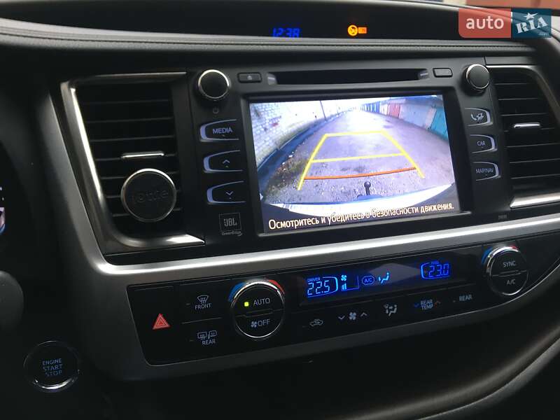 Позашляховик / Кросовер Toyota Highlander 2014 в Харкові