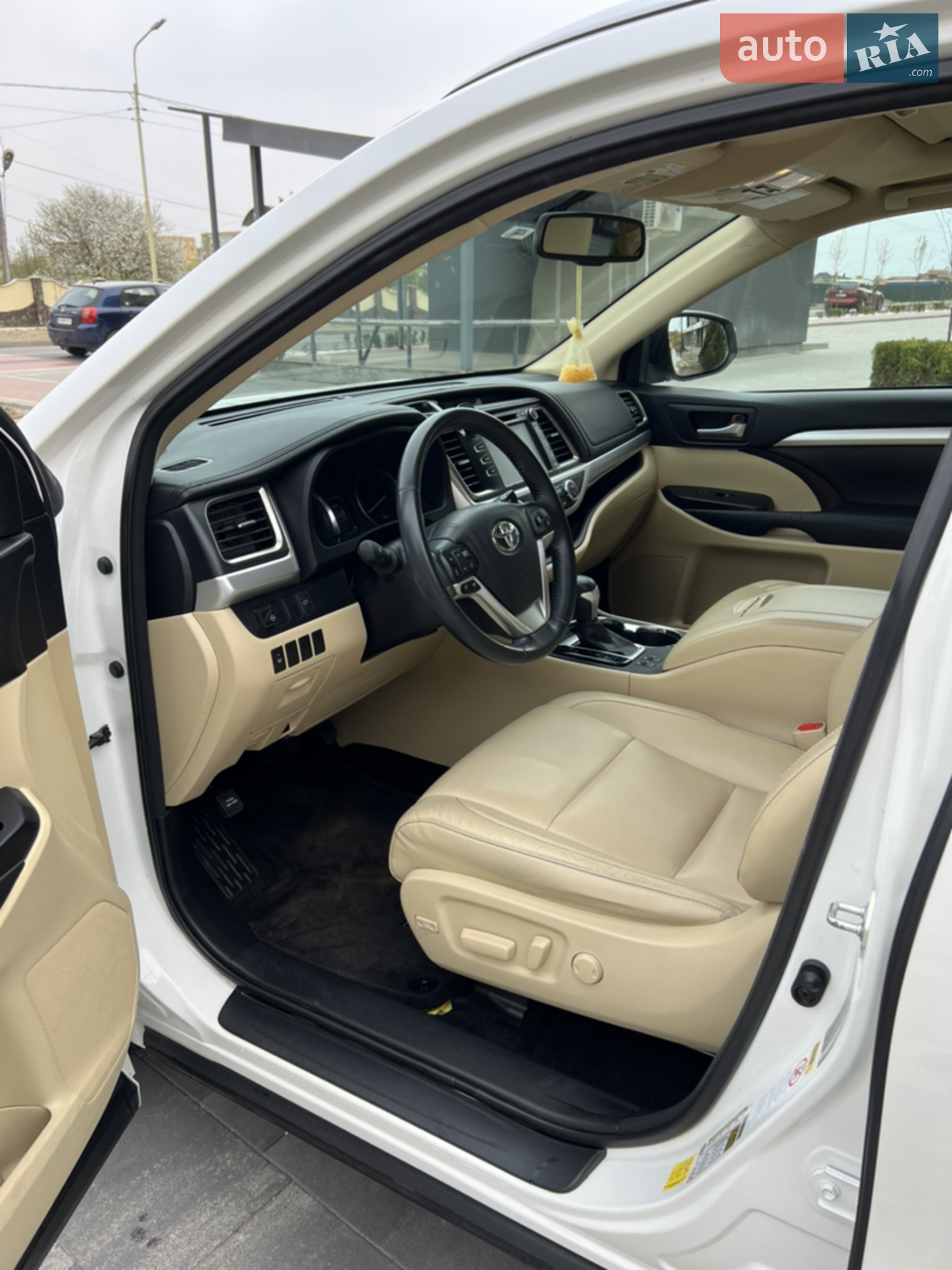 2015 Toyota Highlander - мініатюра 2