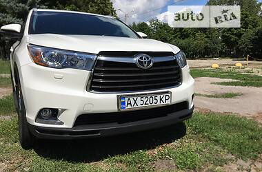 Внедорожник / Кроссовер Toyota Highlander 2014 в Харькове