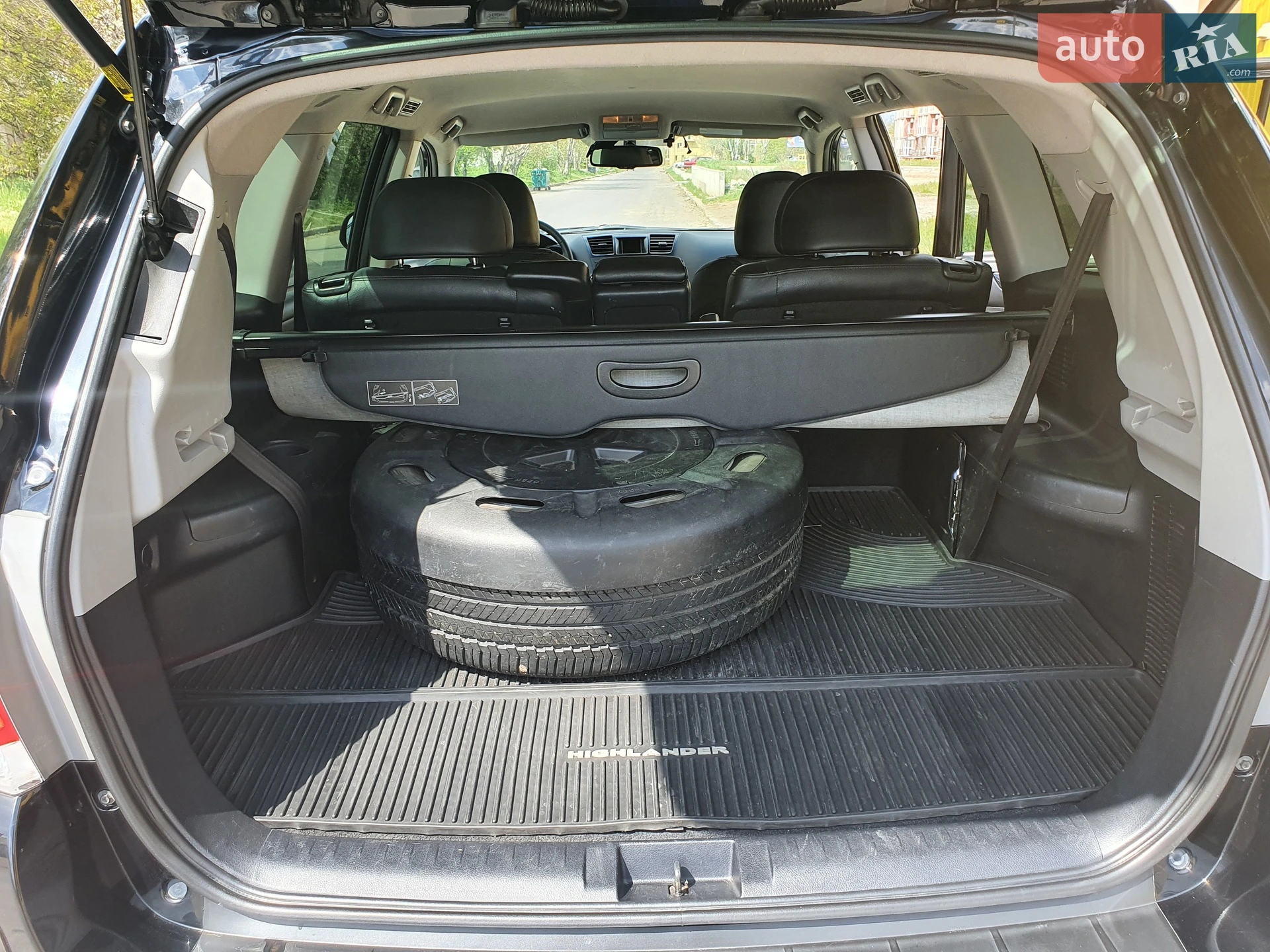 2011 Toyota Highlander - мініатюра 18