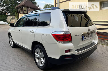 Позашляховик / Кросовер Toyota Highlander 2012 в Чернівцях