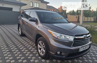 Позашляховик / Кросовер Toyota Highlander 2015 в Черкасах