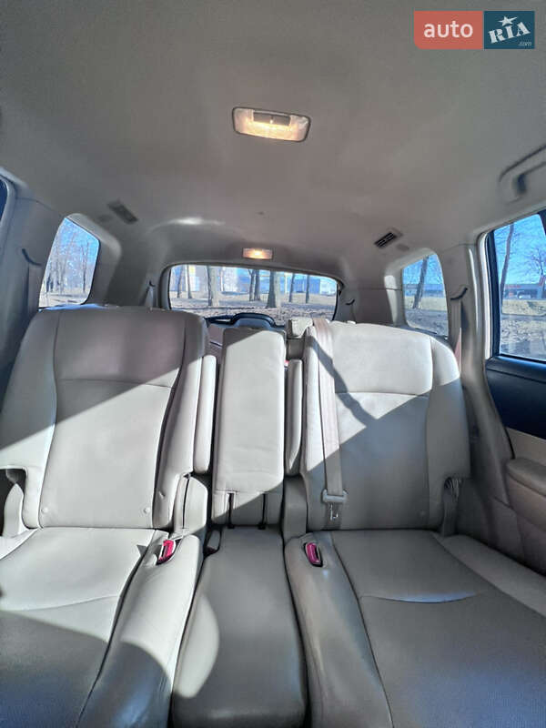 Внедорожник / Кроссовер Toyota Highlander 2013 в Днепре