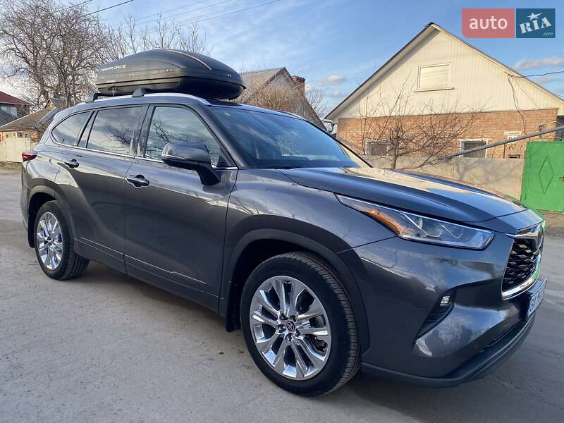 Внедорожник / Кроссовер Toyota Highlander 2020 в Кропивницком