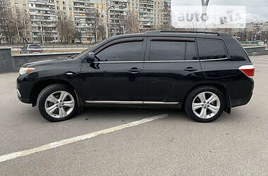 Внедорожник / Кроссовер Toyota Highlander 2011 в Харькове