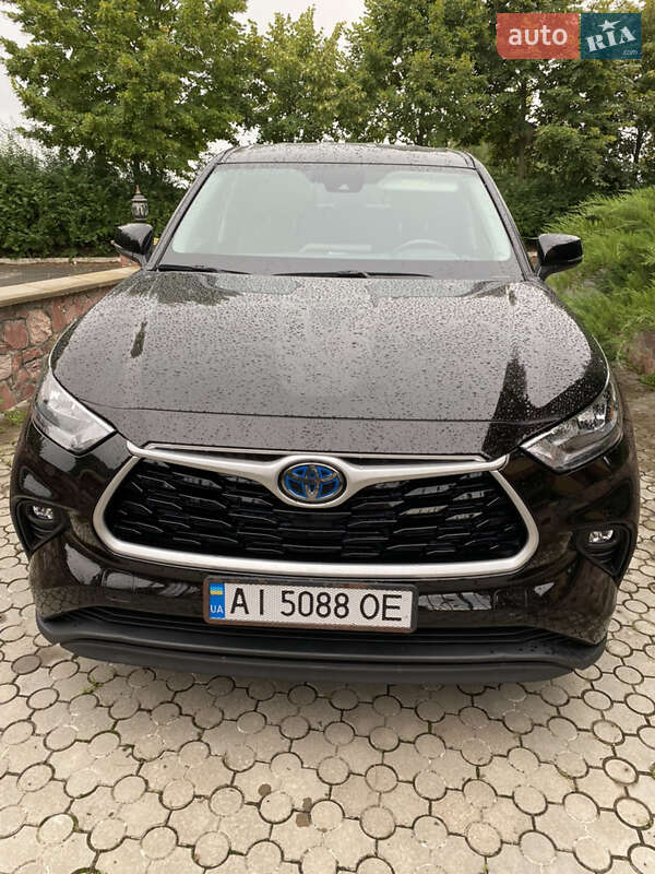 Внедорожник / Кроссовер Toyota Highlander 2020 в Киеве