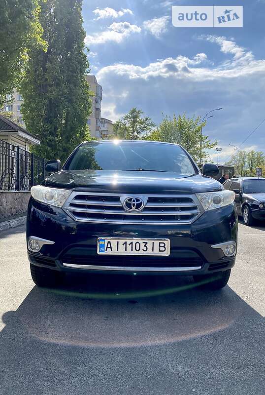 Позашляховик / Кросовер Toyota Highlander 2011 в Києві