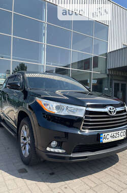 Позашляховик / Кросовер Toyota Highlander 2014 в Луцьку