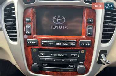 Внедорожник / Кроссовер Toyota Highlander 2006 в 