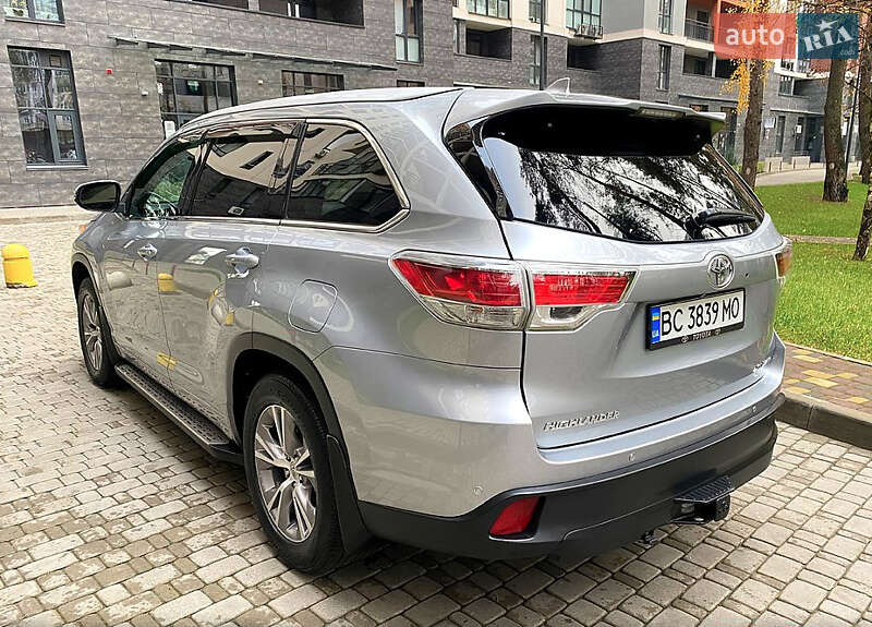 Внедорожник / Кроссовер Toyota Highlander 2014 в Львове фото 2 Внедорожник / Кроссовер Toyota Highlander 2014 в Львове