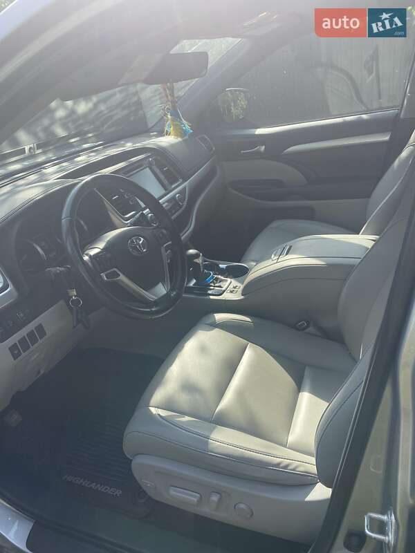 Позашляховик / Кросовер Toyota Highlander 2019 в Білій Церкві