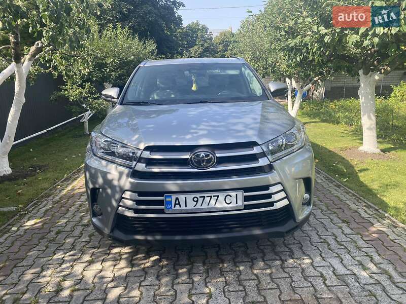 Позашляховик / Кросовер Toyota Highlander 2019 в Білій Церкві