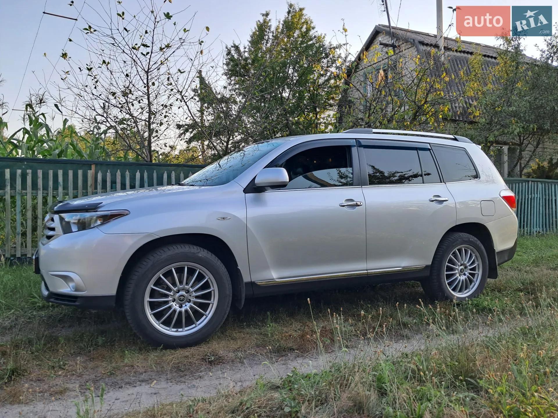 2011 Toyota Highlander - мініатюра 3