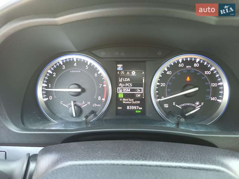 Позашляховик / Кросовер Toyota Highlander 2017 в Одесі