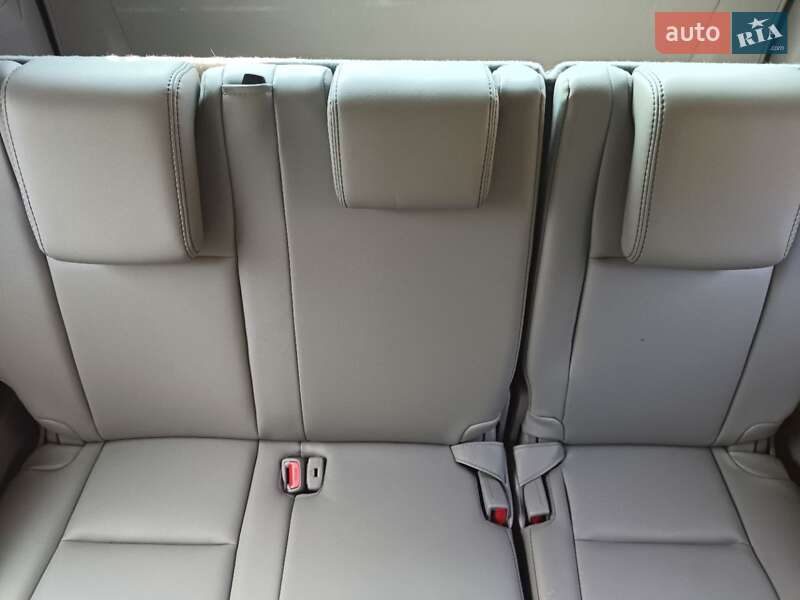 Позашляховик / Кросовер Toyota Highlander 2017 в Одесі