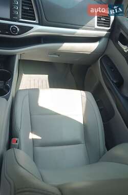 Позашляховик / Кросовер Toyota Highlander 2017 в Одесі