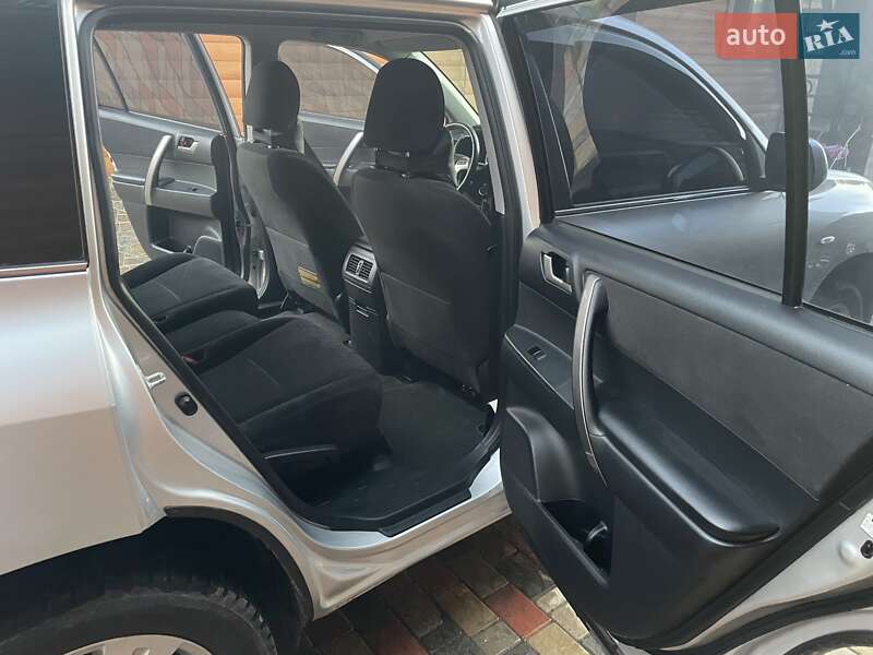 Внедорожник / Кроссовер Toyota Highlander 2011 в Черкассах
