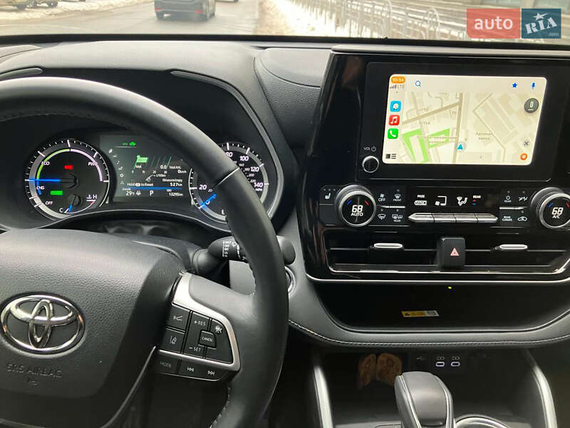 Позашляховик / Кросовер Toyota Highlander 2022 в Києві