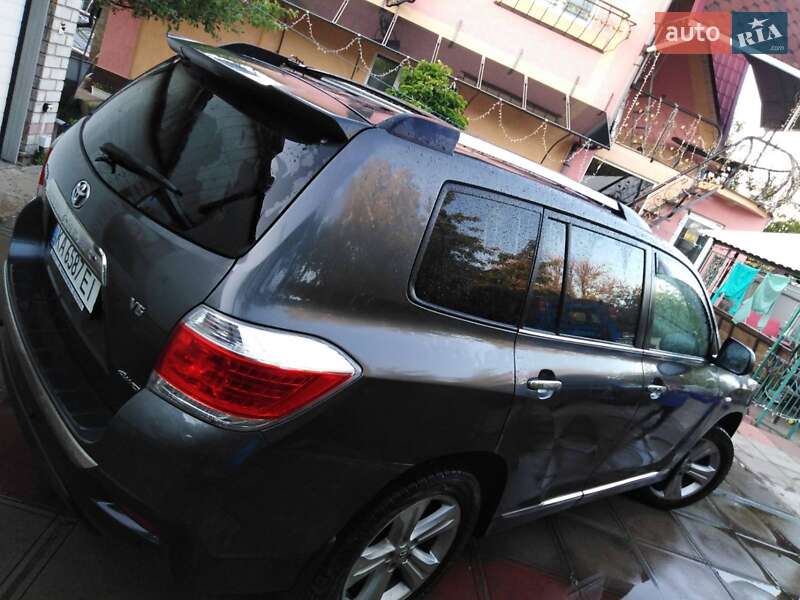 Позашляховик / Кросовер Toyota Highlander 2011 в Носівці