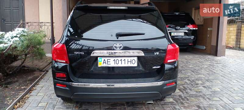 Позашляховик / Кросовер Toyota Highlander 2011 в Дніпрі