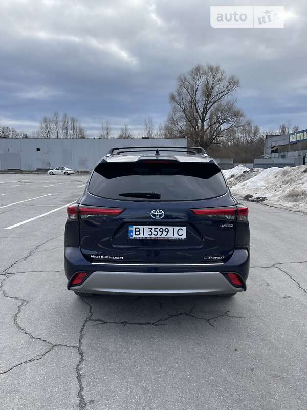 Внедорожник / Кроссовер Toyota Highlander 2022 в Котельве