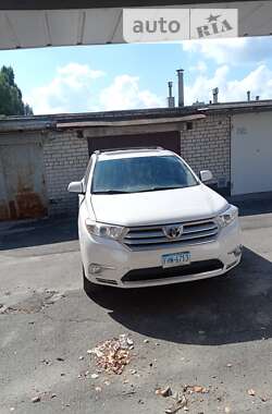 Позашляховик / Кросовер Toyota Highlander 2013 в Харкові