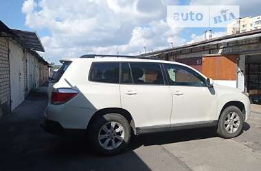 Внедорожник / Кроссовер Toyota Highlander 2013 в Харькове