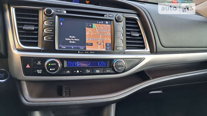 Внедорожник / Кроссовер Toyota Highlander 2015 в Одессе
