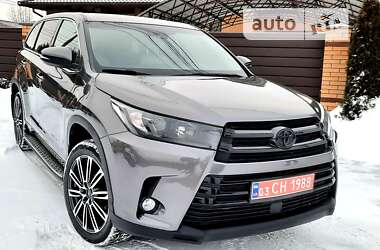 Внедорожник / Кроссовер Toyota Highlander 2018 в Виннице