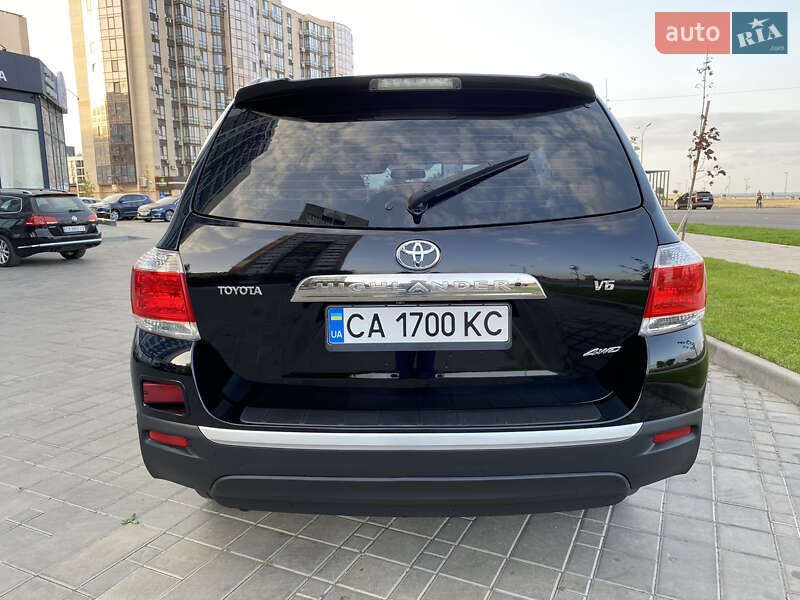 Позашляховик / Кросовер Toyota Highlander 2011 в Черкасах