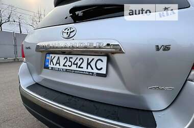 Внедорожник / Кроссовер Toyota Highlander 2011 в Киеве