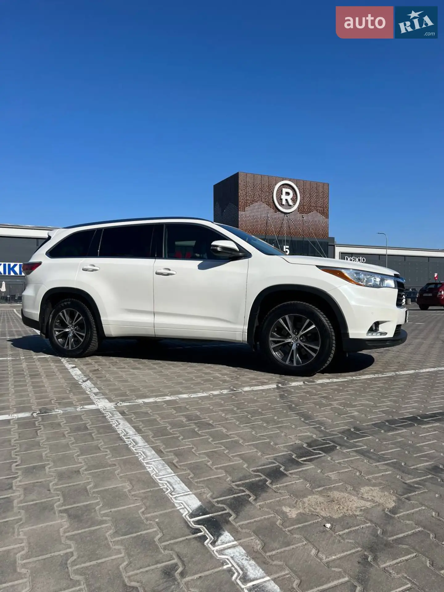 2016 Toyota Highlander - мініатюра 2