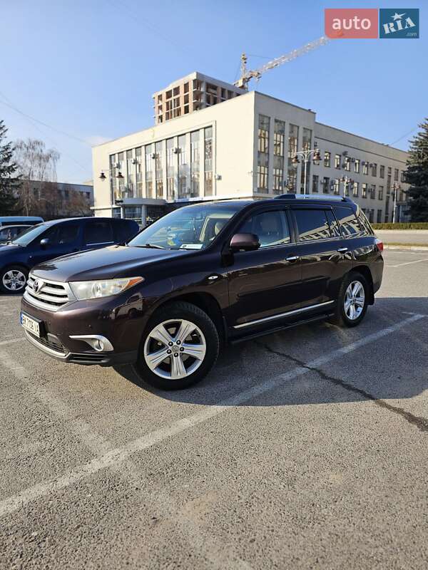 Позашляховик / Кросовер Toyota Highlander 2011 в Рівному