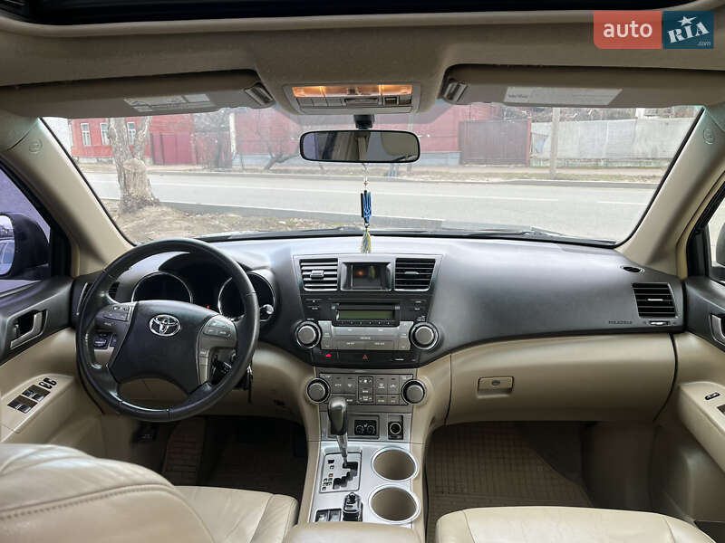 Внедорожник / Кроссовер Toyota Highlander 2008 в Чернигове