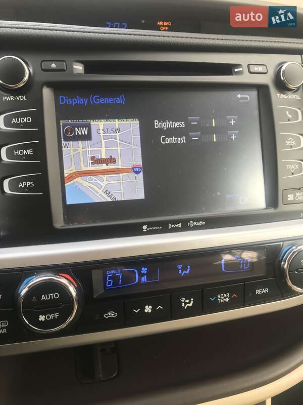 Внедорожник / Кроссовер Toyota Highlander 2018 в Тернополе