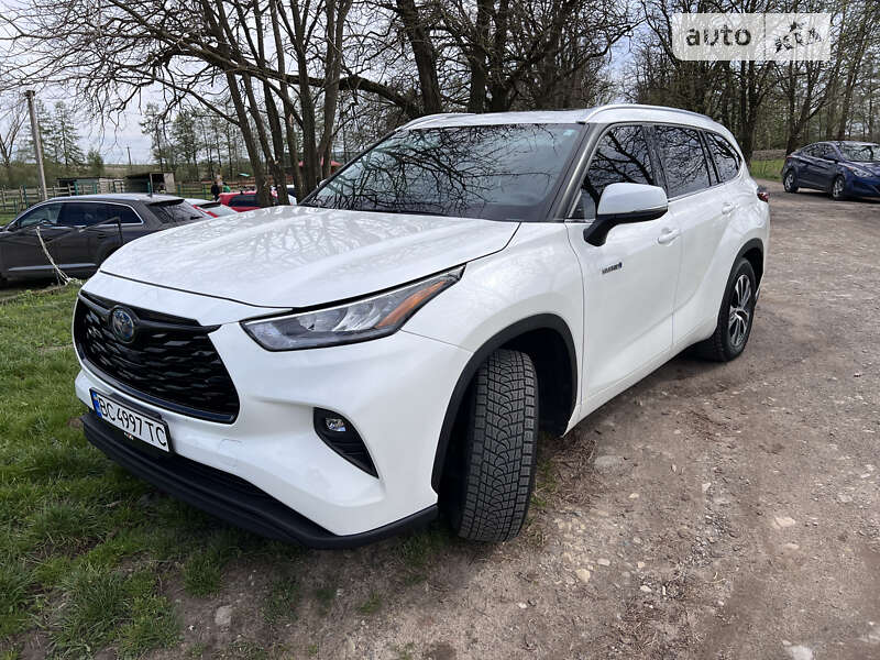 Внедорожник / Кроссовер Toyota Highlander 2020 в Львове