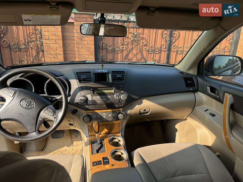 Позашляховик / Кросовер Toyota Highlander 2010 в Одесі