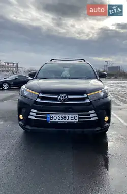 Toyota Highlander 2015