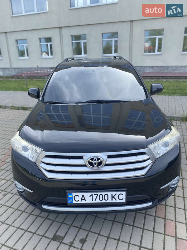 Позашляховик / Кросовер Toyota Highlander 2011 в Черкасах