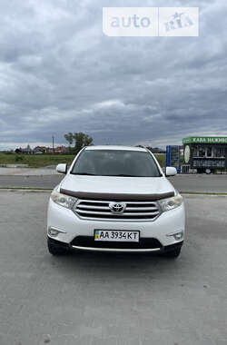 Внедорожник / Кроссовер Toyota Highlander 2011 в Киеве